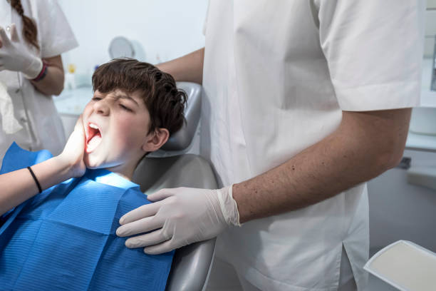 Best Broken or Cracked Tooth Emergency Dentist in Quincy, MA